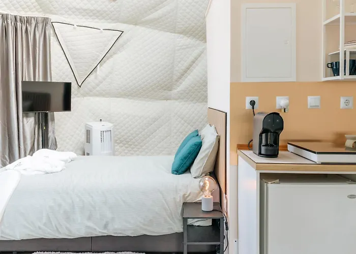 Alma-rio Dome By Mycelia Lyxtält *